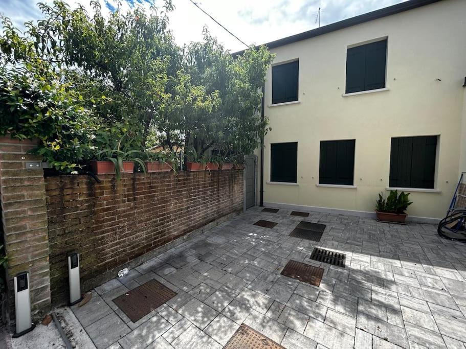 メストレCasa Rielta, Tram E Parkingアパートメント エクステリア 写真